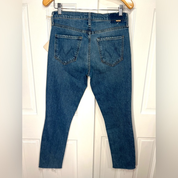 🆕MOTHER 👵The Mid Rise Dazzler Ankle Step Fray in Something To Remember Sz 28 - Picture 8 of 16